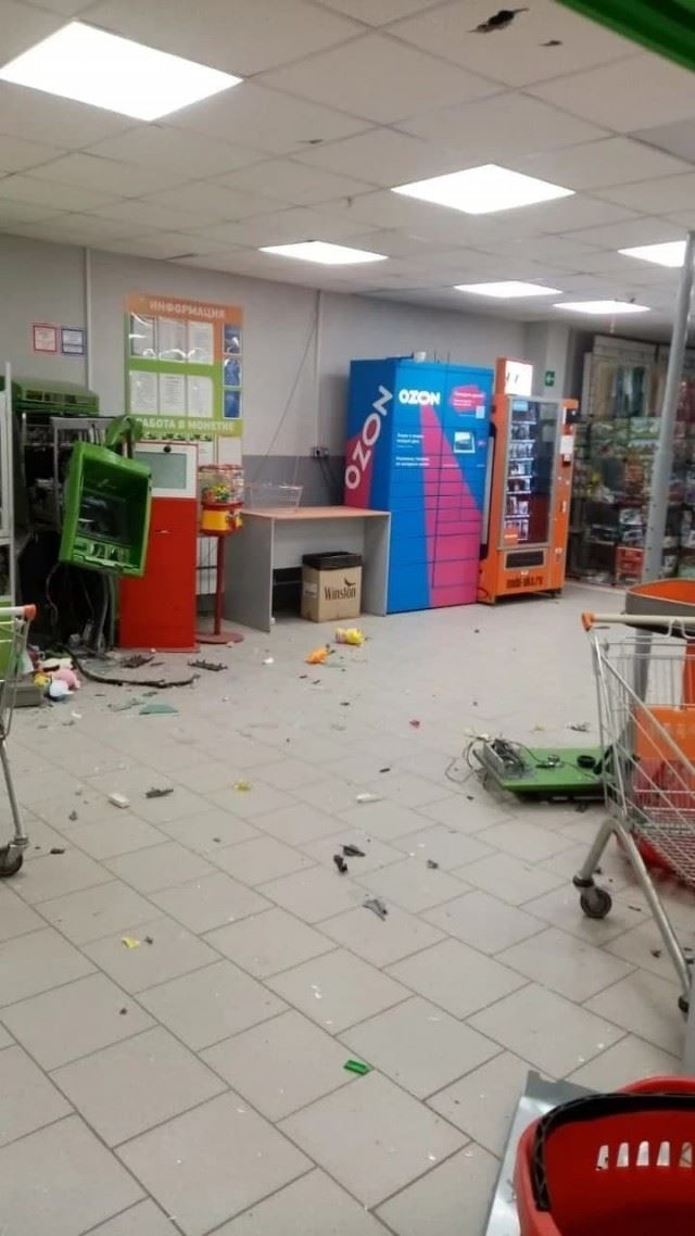 Три миллиона за 68 секунд Кража, Банкомат, Сбербанк, Екатеринбург, Видео, Длиннопост, Негатив